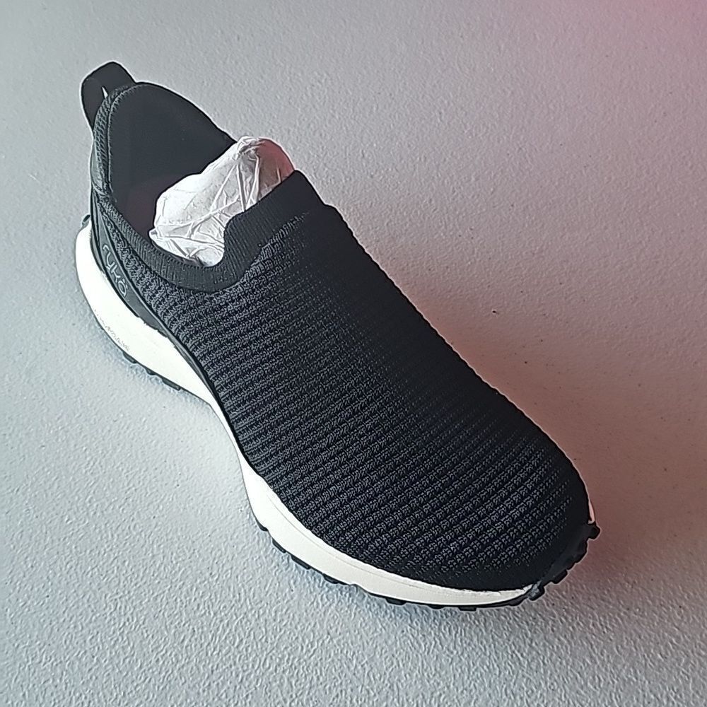Ryka Black Athletic Shoes size 11 new without a box